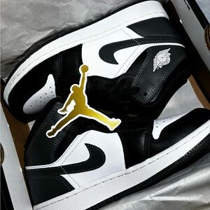 Jordan 1 mids GS